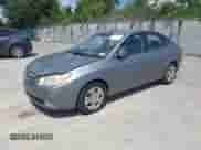 2010 Hyundai Elantra SE z VIN KMHDU4AD4AU144493, wystawiony jako IAAI lot #43142114 z przebiegiem 124 807 mil mil oraz . Historia ofert i sprzedaży dostępna na DreamBid. Obrazek 2.