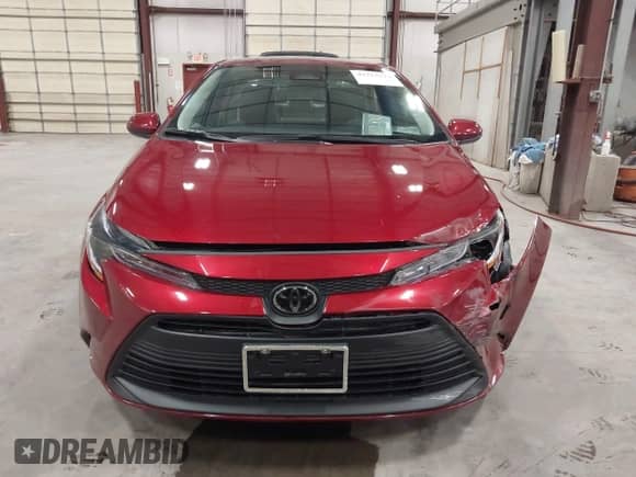 2024 Toyota Corolla LE z VIN 5YFB4MDE2RP219832, wystawiony jako IAAI lot #43213313 z przebiegiem 8 153 mil mil oraz . Historia ofert i sprzedaży dostępna na DreamBid. Obrazek 12.