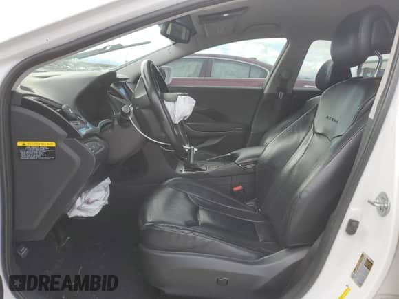 2013 Hyundai Azera с VIN KMHFG4JG2DA218865, выставлен на аукционе Copart как лот 79043754 с пробегом 135 506 миль миль и Списание • Salvage title. История ставок и продаж доступна на DreamBid. Изображение 7.