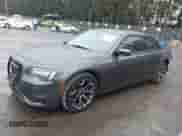2017 Chrysler 300 S с VIN 2C3CCABG5HH505919, выставлен на аукционе IAAI как лот 41847391 с пробегом 120 438 миль миль и . История ставок и продаж доступна на DreamBid. Изображение 14.