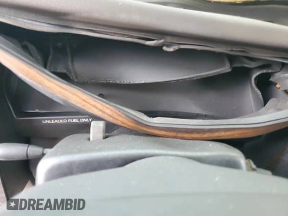 1994 Dodge Dakota z VIN 1B7GG23X0RW106473, wystawiony jako Copart lot #63375535 z przebiegiem Nie podano mil oraz Szkoda całkowita • Salvage title. Historia ofert i sprzedaży dostępna na DreamBid. Obrazek 9.