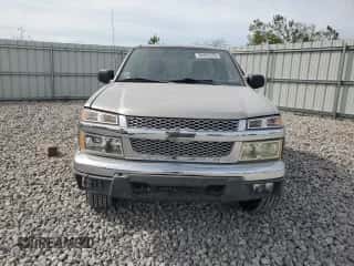 2005 Chevrolet Colorado LS Z71 z VIN 1GCDT196X58254751, wystawiony jako Copart lot #84895295 z przebiegiem 183 282 mil mil oraz Czysty tytuł • Clean title. Historia ofert i sprzedaży dostępna na DreamBid. Obrazek 5.