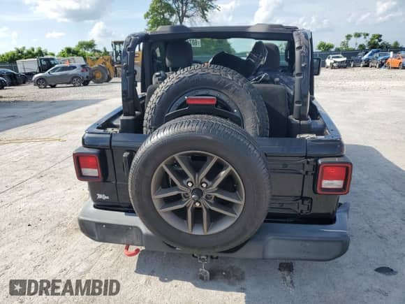 2018 Jeep Wrangler Sport with VIN 1C4GJXAG4JW320792, listed as a Copart auction lot 60717135 with 52,752 mi miles and Salvage title. Bid and sale history available at DreamBid. Image 6.