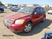 2008 Dodge Caliber SXT z VIN 1B3HB48B88D594109, wystawiony jako IAAI lot #43248289 z przebiegiem 107 449 mil mil oraz . Historia ofert i sprzedaży dostępna na DreamBid. Obrazek 2.