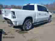 2024 Ram 1500 Big Horn z VIN 1C6SRFFT8RN107517, wystawiony jako IAAI lot #41881945 z przebiegiem 26 396 mil mil oraz . Historia ofert i sprzedaży dostępna na DreamBid. Obrazek 4.