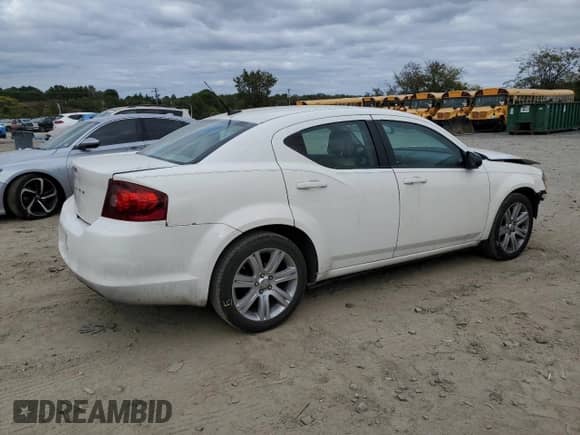 2011 Dodge Avenger Lux with VIN 1B3BD2FG9BN512151, listed as a Copart auction lot 86153735 with 82,686 mi miles and Salvage title. Bid and sale history available at DreamBid. Image 3.
