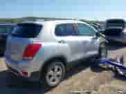 2019 Chevrolet Trax LT with VIN 3GNCJLSB0KL146843, listed as a IAAI auction lot 42794125 with 121,103 mi miles and . Bid and sale history available at DreamBid. Image 4.