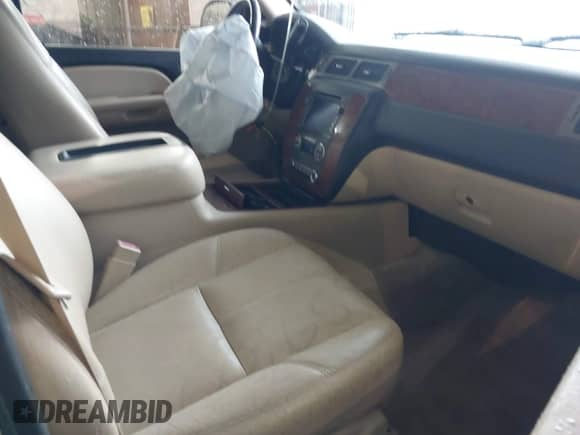 2008 Chevrolet Tahoe 3LT с VIN 1GNFK13048R133915, выставлен на аукционе IAAI как лот 42001658 с пробегом 196 764 миль миль и . История ставок и продаж доступна на DreamBid. Изображение 5.