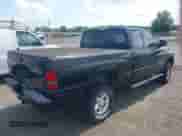 2000 Dodge 1500 with VIN 1B7HF13Z0YJ139939, listed as a IAAI auction lot 42767307 with 136,093 mi miles and . Bid and sale history available at DreamBid. Image 4.