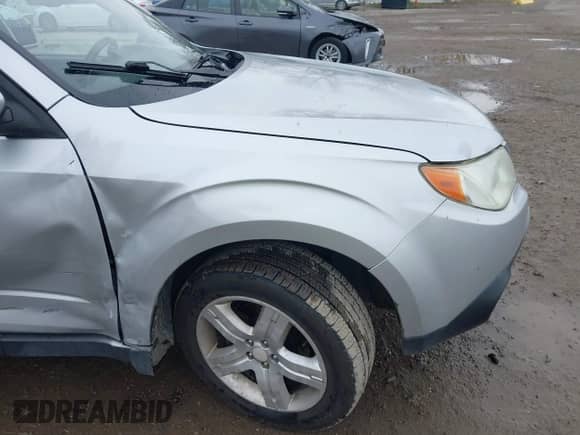 2009 Subaru Forester X with VIN JF2SH63679H713224, listed as a IAAI auction lot 41916139 with 282,055 mi miles and . Bid and sale history available at DreamBid. Image 17.