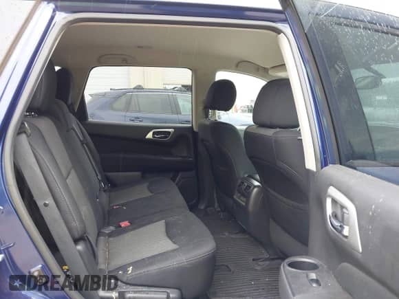 2017 Nissan Pathfinder SV with VIN 5N1DR2MMXHC613443, listed as a IAAI auction lot 42370891 with 135,460 mi miles and . Bid and sale history available at DreamBid. Image 8.