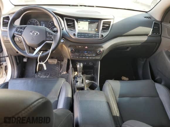 2016 Hyundai Tucson Sport z VIN KM8J3CA23GU025308, wystawiony jako Copart lot #86856845 z przebiegiem 128 278 mil mil oraz Czysty tytuł • Clean title. Historia ofert i sprzedaży dostępna na DreamBid. Obrazek 8.