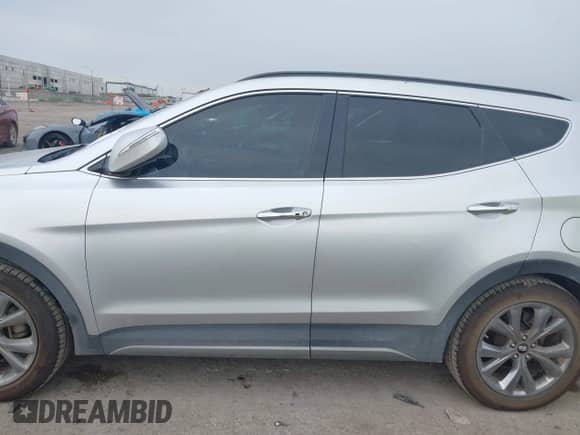 2017 Hyundai Santa Fe Ultimate с VIN 5XYZW4LA0HG480046, выставлен на аукционе IAAI как лот 42975486 с пробегом 128 878 миль миль и . История ставок и продаж доступна на DreamBid. Изображение 14.