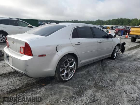 2009 Chevrolet Malibu 1LT с VIN 1G1ZH57B694213053, выставлен на аукционе Copart как лот 81199905 с пробегом 235 601 миль миль и Списание • Salvage title. История ставок и продаж доступна на DreamBid. Изображение 3.