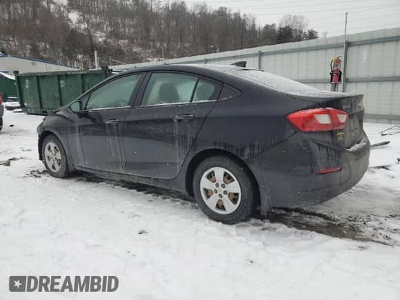 2018 Chevrolet Cruze LS с VIN 1G1BB5SM8J7107928, выставлен на аукционе Copart как лот 46154305 с пробегом 93 454 миль миль и Списание • Salvage title. История ставок и продаж доступна на DreamBid. Изображение 2.