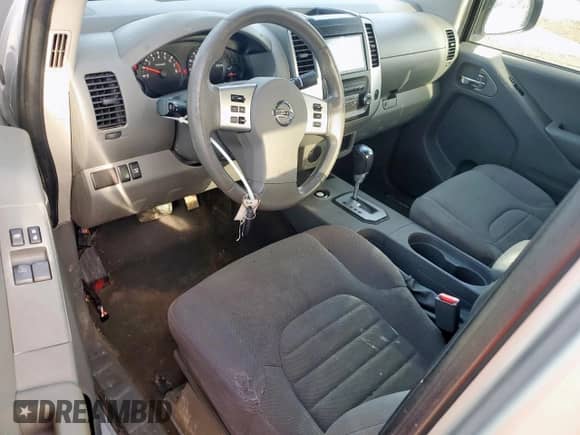 2020 Nissan Frontier S z VIN 1N6ED0CE3LN709981, wystawiony jako Copart lot #61548955 z przebiegiem 105 854 mil mil oraz Szkoda całkowita • Salvage title. Historia ofert i sprzedaży dostępna na DreamBid. Obrazek 8.