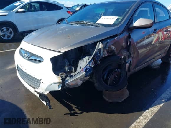 2013 Hyundai Accent GLS with VIN KMHCT4AE8DU390734, listed as a IAAI auction lot 43384475 with 246,173 mi miles and . Bid and sale history available at DreamBid. Image 6.