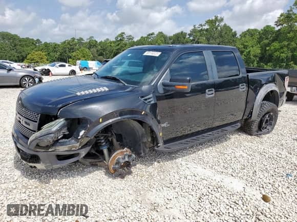2013 Ford F-150 SVT Raptor z VIN 1FTFW1R64DFA15903, wystawiony jako Copart lot #65178935 z przebiegiem 199 122 mil mil oraz Szkoda całkowita • Salvage title. Historia ofert i sprzedaży dostępna na DreamBid. Obrazek 1.