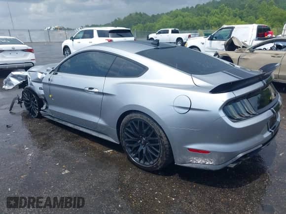 2020 Ford Mustang GT с VIN 1FA6P8CF3L5168801, выставлен на аукционе IAAI как лот 42616416 с пробегом 86 594 миль миль и . История ставок и продаж доступна на DreamBid. Изображение 3.