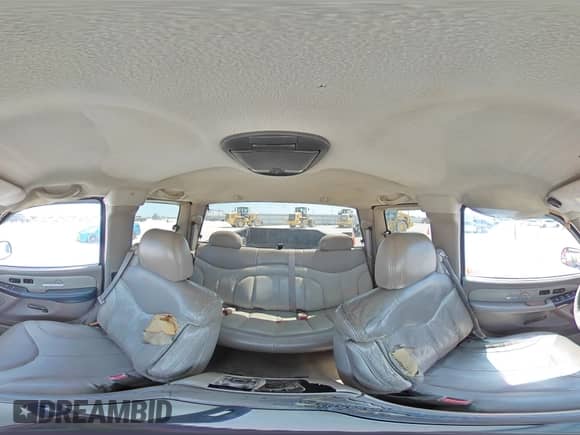 2002 GMC Sierra 1500 Denali z VIN 2GTFK69U221346006, wystawiony jako Copart lot #71726365 z przebiegiem 226 475 mil mil oraz Szkoda całkowita • Salvage title. Historia ofert i sprzedaży dostępna na DreamBid. Obrazek 14.