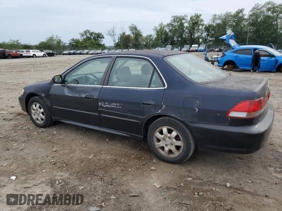 2002 Honda Accord EX with VIN 1HGCG56662A172016, listed as a Copart auction lot 84410955 with 162,488 mi miles and Clean title. Bid and sale history available at DreamBid. Image 2.