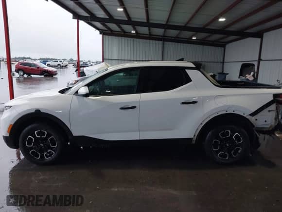 2022 Hyundai Santa Cruz SE с VIN 5NTJADAE9NH028880, выставлен на аукционе IAAI как лот 42179686 с пробегом 117 103 миль миль и . История ставок и продаж доступна на DreamBid. Изображение 15.