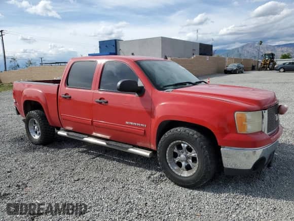 2008 GMC Sierra 1500 SL with VIN 2GTEK13C381146615, listed as a Copart auction lot 51348715 with 219,269 mi miles and Salvage title. Bid and sale history available at DreamBid. Image 4.