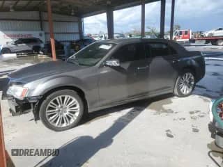2012 Chrysler 300 Limited с VIN 2C3CCACG1CH188874, выставлен на аукционе Copart как лот 81132075 с пробегом 160 329 миль миль и Списание • Salvage title. История ставок и продаж доступна на DreamBid. Изображение 1.