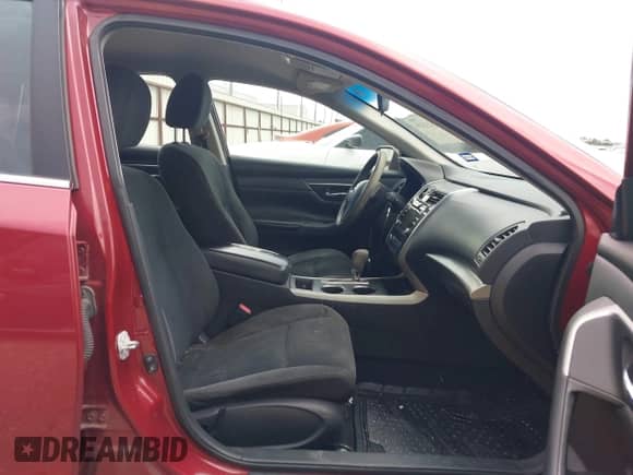 2015 Nissan Altima SL with VIN 1N4AL3AP3FN866740, listed as a IAAI auction lot 42623319 with 206,697 mi miles and . Bid and sale history available at DreamBid. Image 5.