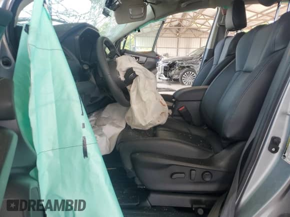 2025 Subaru Ascent Onyx Edition Touring with VIN 4S4WMAWD6S3404335, listed as a Copart auction lot 60520905 with 1,401 mi miles and Salvage title. Bid and sale history available at DreamBid. Image 7.