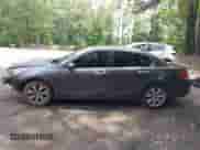 2008 Honda Accord EX z VIN 1HGCP36778A067961, wystawiony jako IAAI lot #42495839 z przebiegiem 144 695 mil mil oraz . Historia ofert i sprzedaży dostępna na DreamBid. Obrazek 14.