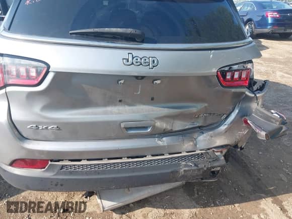 2019 Jeep Compass Limited с VIN 3C4NJDCB9KT854224, выставлен на аукционе IAAI как лот 42886677 с пробегом 54 853 миль миль и . История ставок и продаж доступна на DreamBid. Изображение 6.