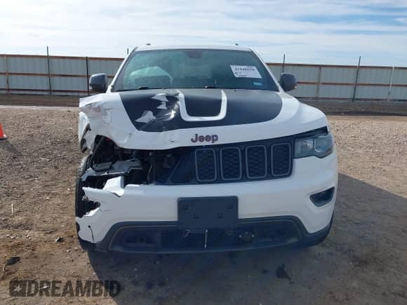 2019 Jeep Grand Cherokee Trailhawk z VIN 1C4RJFLG7KC726830, wystawiony jako IAAI lot #41448850 z przebiegiem 97 218 mil mil oraz . Historia ofert i sprzedaży dostępna na DreamBid. Obrazek 12.