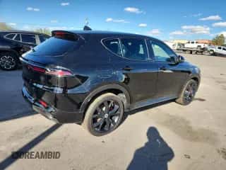 2024 Dodge Hornet R/T z VIN ZACPDFCW8R3A20730, wystawiony jako Copart lot #87210045 z przebiegiem 639 mil mil oraz Szkoda całkowita • Salvage title. Historia ofert i sprzedaży dostępna na DreamBid. Obrazek 3.