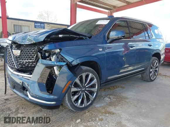 2025 Cadillac Escalade с VIN 1GYS9CRLXSR278930, выставлен на аукционе IAAI как лот 43339728 с пробегом 13 952 миль миль и . История ставок и продаж доступна на DreamBid. Изображение 17.