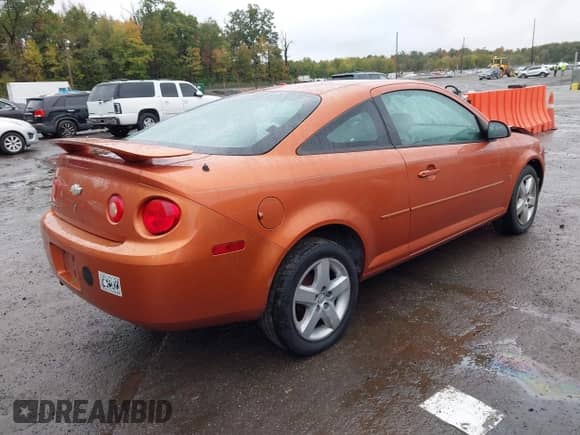 2007 Chevrolet Cobalt LT с VIN 1G1AL18F877113702, выставлен на аукционе IAAI как лот 43429258 с пробегом 223 213 миль миль и . История ставок и продаж доступна на DreamBid. Изображение 4.