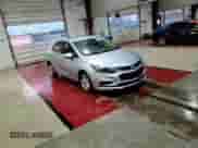 2017 Chevrolet Cruze LT с VIN 3G1BE6SM0HS526915, выставлен на аукционе Copart как лот 87009915 с пробегом 85 313 миль миль и Списание • Salvage title. История ставок и продаж доступна на DreamBid. Изображение 14.