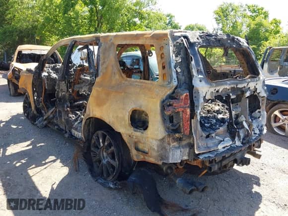 2021 Chevrolet Tahoe High Country z VIN 1GNSKTKL3MR428889, wystawiony jako IAAI lot #42172865 z przebiegiem Nie podano mil oraz . Historia ofert i sprzedaży dostępna na DreamBid. Obrazek 3.