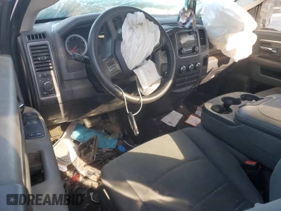 2014 Ram 1500 Express z VIN 3C6JR7AT4EG159237, wystawiony jako Copart lot #79903704 z przebiegiem Nie podano mil oraz Szkoda całkowita • Salvage title. Historia ofert i sprzedaży dostępna na DreamBid. Obrazek 8.