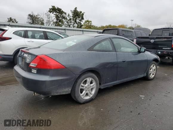 2007 Honda Accord LX z VIN 1HGCM72327A000010, wystawiony jako Copart lot #85828855 z przebiegiem 162 250 mil mil oraz Szkoda całkowita • Salvage title. Historia ofert i sprzedaży dostępna na DreamBid. Obrazek 3.