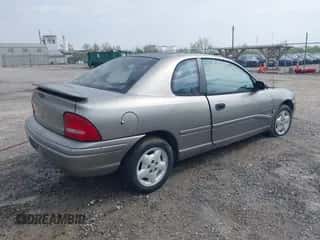 1998 Dodge Neon z VIN 1B3ES42YXWD746520, wystawiony jako IAAI lot #42149526 z przebiegiem 197 299 mil mil oraz . Historia ofert i sprzedaży dostępna na DreamBid. Obrazek 4.