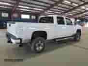 2011 Chevrolet Silverado 2500HD LTZ z VIN 1GC1KYC89BF260220, wystawiony jako Copart lot #57299895 z przebiegiem 223 957 mil mil oraz Czysty tytuł • Clean title. Historia ofert i sprzedaży dostępna na DreamBid. Obrazek 3.