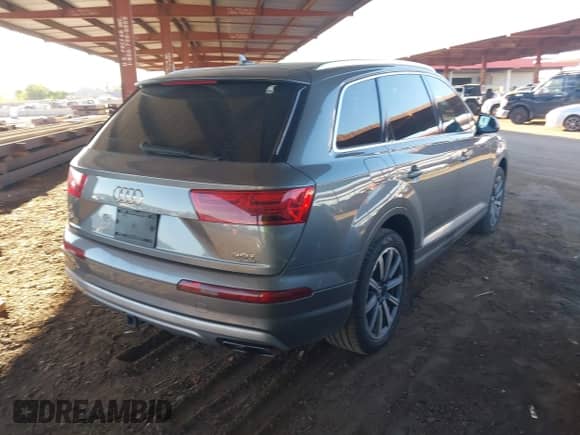 2017 Audi Q7 Premium Plus с VIN WA1LAAF73HD022268, выставлен на аукционе IAAI как лот 43558458 с пробегом 142 480 миль миль и . История ставок и продаж доступна на DreamBid. Изображение 4.