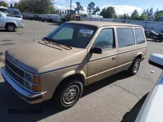 1984 Dodge Shadow with VIN 2B4FK41C8ER153305, listed as a Copart auction lot 73438314 with 645,567 mi miles and Clean title. Bid and sale history available at DreamBid. Image 1.