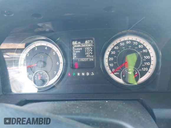 2018 Ram 1500 Big Horn z VIN 1C6RR7LT3JS289366, wystawiony jako IAAI lot #43159203 z przebiegiem 115 237 mil mil oraz . Historia ofert i sprzedaży dostępna na DreamBid. Obrazek 7.