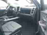 2020 Ram 1500 Big Horn z VIN 1C6RRFFG1LN334007, wystawiony jako IAAI lot #43338214 z przebiegiem 126 926 mil mil oraz . Historia ofert i sprzedaży dostępna na DreamBid. Obrazek 5.