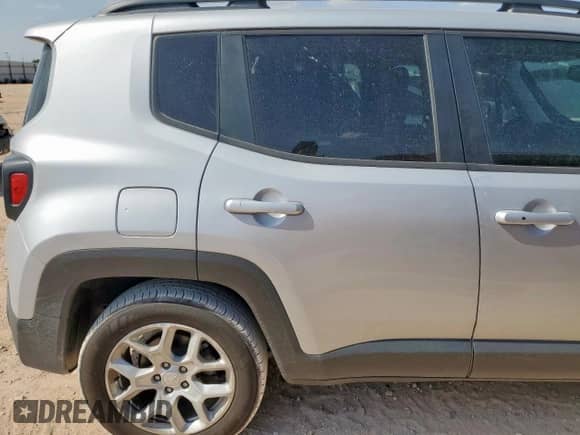 2018 Jeep Renegade Altitude with VIN ZACCJABB6JPH43174, listed as a Copart auction lot 70629605 with 91,135 mi miles and Salvage title. Bid and sale history available at DreamBid. Image 11.