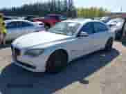 2009 BMW 7 Series 750Li с VIN WBAKB83549CY59299, выставлен на аукционе IAAI как лот 42040718 с пробегом 129 236 миль миль и . История ставок и продаж доступна на DreamBid. Изображение 2.