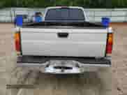 1996 Nissan Frontier XE с VIN 1N6SD16SXTC308255, выставлен на аукционе Copart как лот 53027865 с пробегом 299 424 миль миль и Чистый • Clean title. История ставок и продаж доступна на DreamBid. Изображение 6.