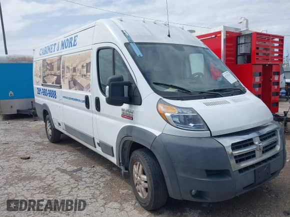 2017 Ram ProMaster Cargo z VIN 3C6URVJG3HE550903, wystawiony jako IAAI lot #41719215 z przebiegiem 184 203 mil mil oraz . Historia ofert i sprzedaży dostępna na DreamBid. Obrazek 1.